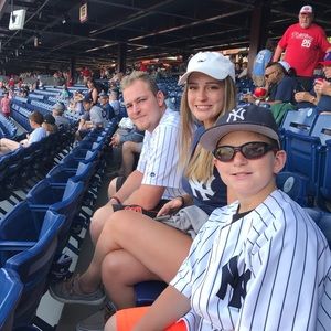 Meet your Posher, Amy